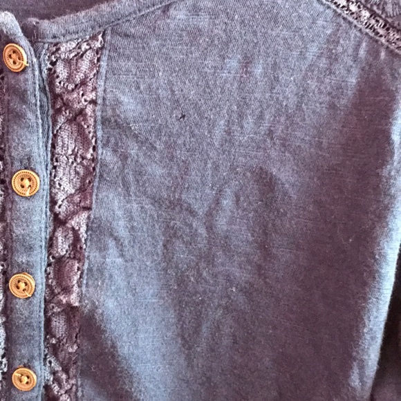 3/$20 🦋 Forever 21 Long Sleeve Blouse | Size: M - Picture 4 of 9